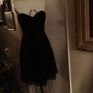 Sz 2White House Black Market strapless dress
